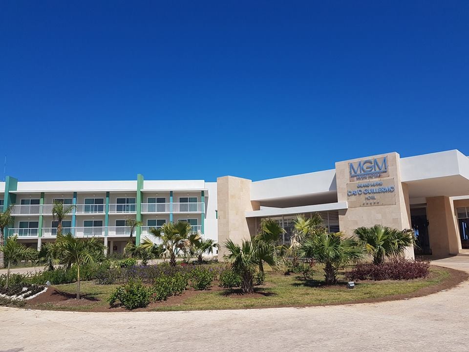 Куба сектор ЛГБТ отель для ЛГБТ на Кубе Rainbow Muthu Hotel
