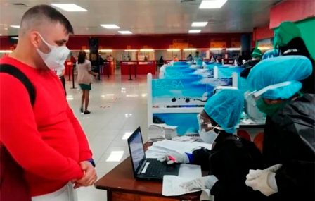 ПЦР проводят в аэропорту Гаваны