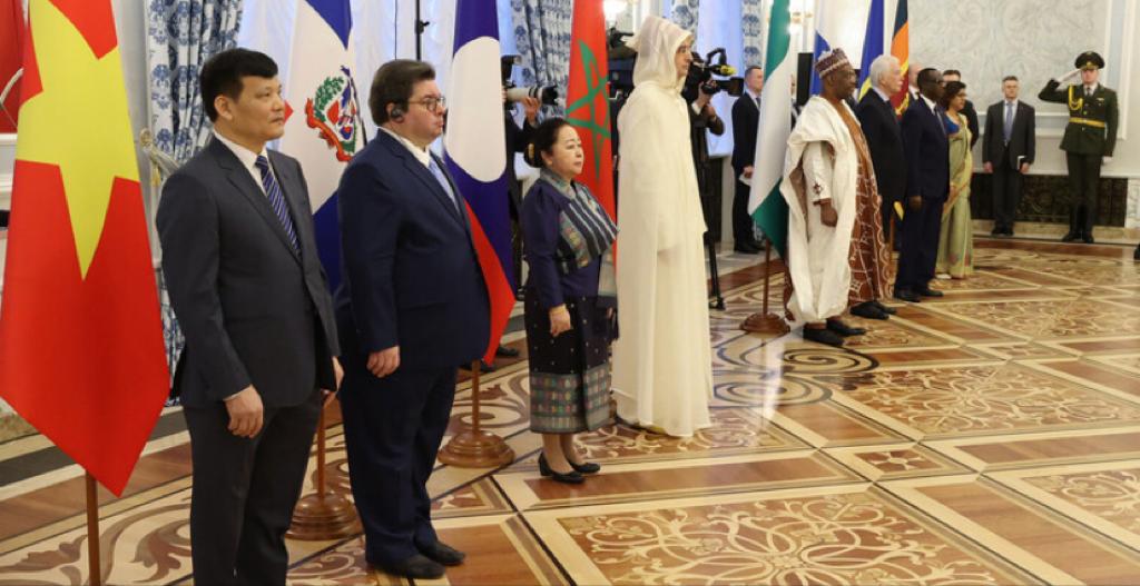 embajadores