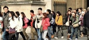 Китайские туристы расходуют больше 4 тысяч евро на человека