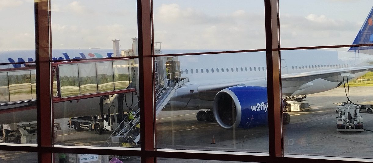 W"Fly airplan